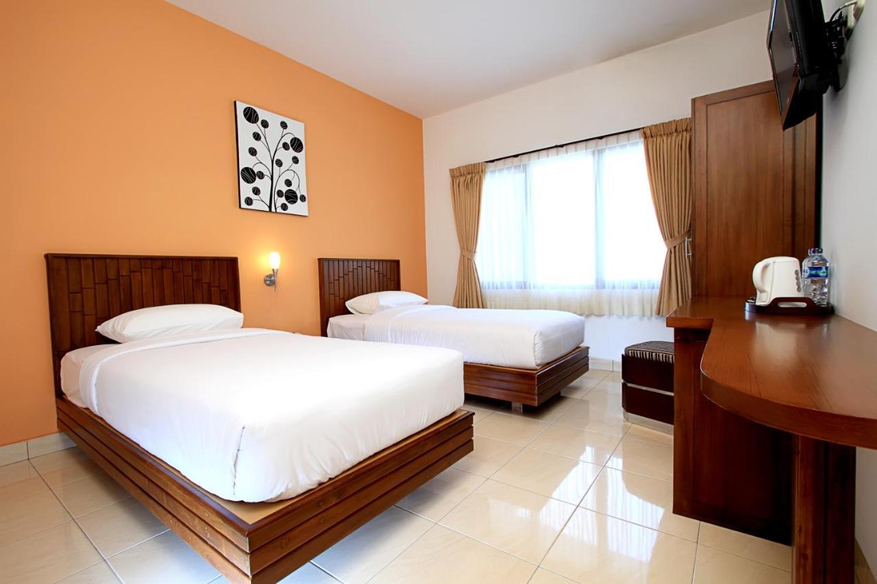 Maesa Hotel Ponorogo Номер фото